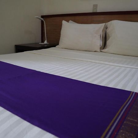 Domicilio Lorenzo Davao City Esterno foto