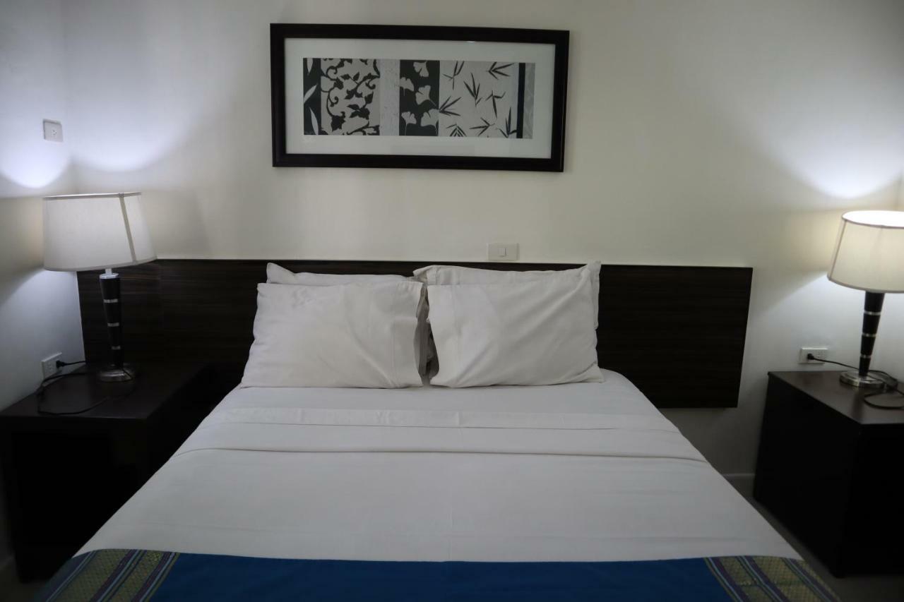 Domicilio Lorenzo Davao City Esterno foto