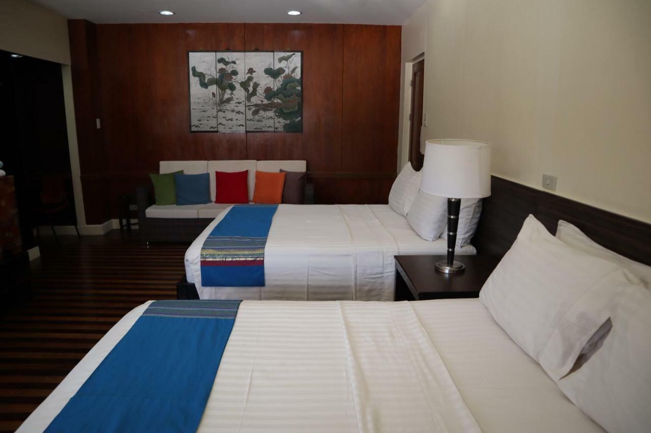 Domicilio Lorenzo Davao City Esterno foto