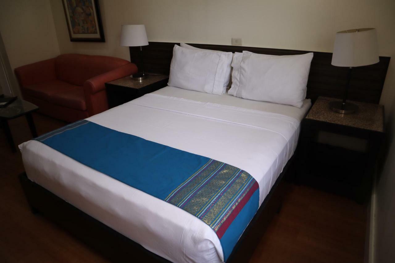 Domicilio Lorenzo Davao City Esterno foto