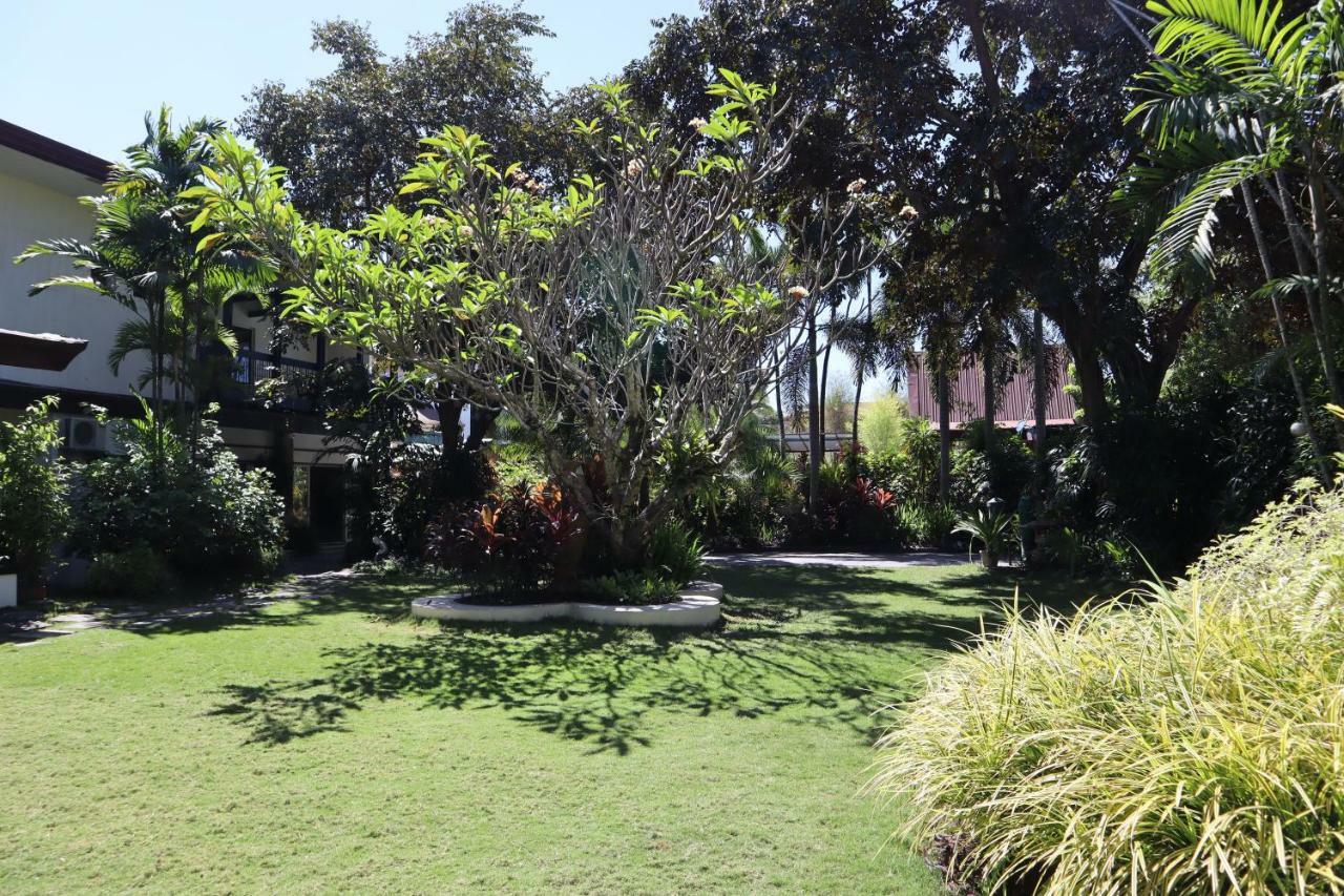 Domicilio Lorenzo Davao City Esterno foto