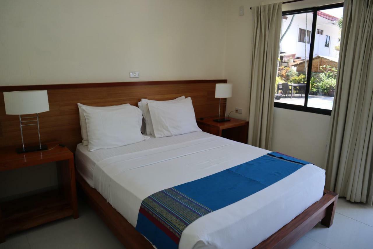 Domicilio Lorenzo Davao City Esterno foto