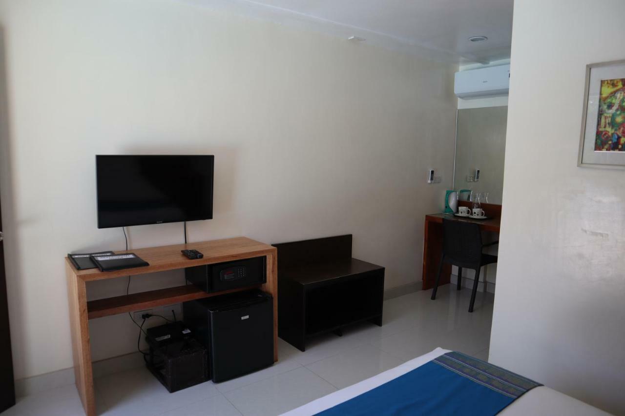 Domicilio Lorenzo Davao City Esterno foto