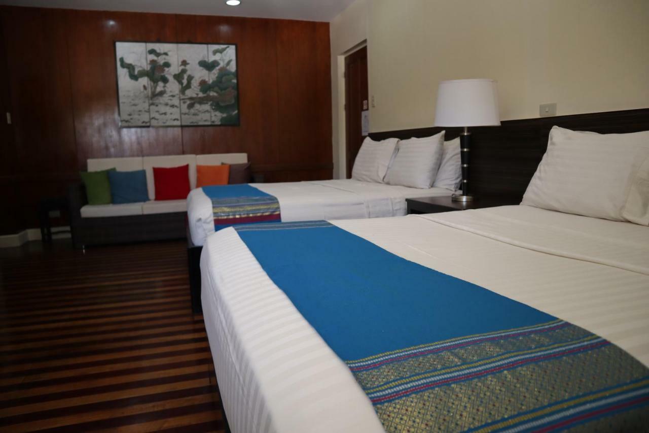 Domicilio Lorenzo Davao City Esterno foto