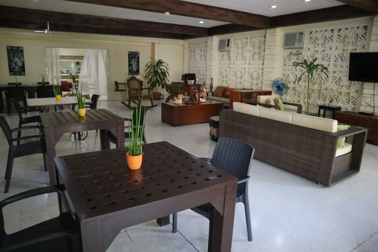 Domicilio Lorenzo Davao City Esterno foto