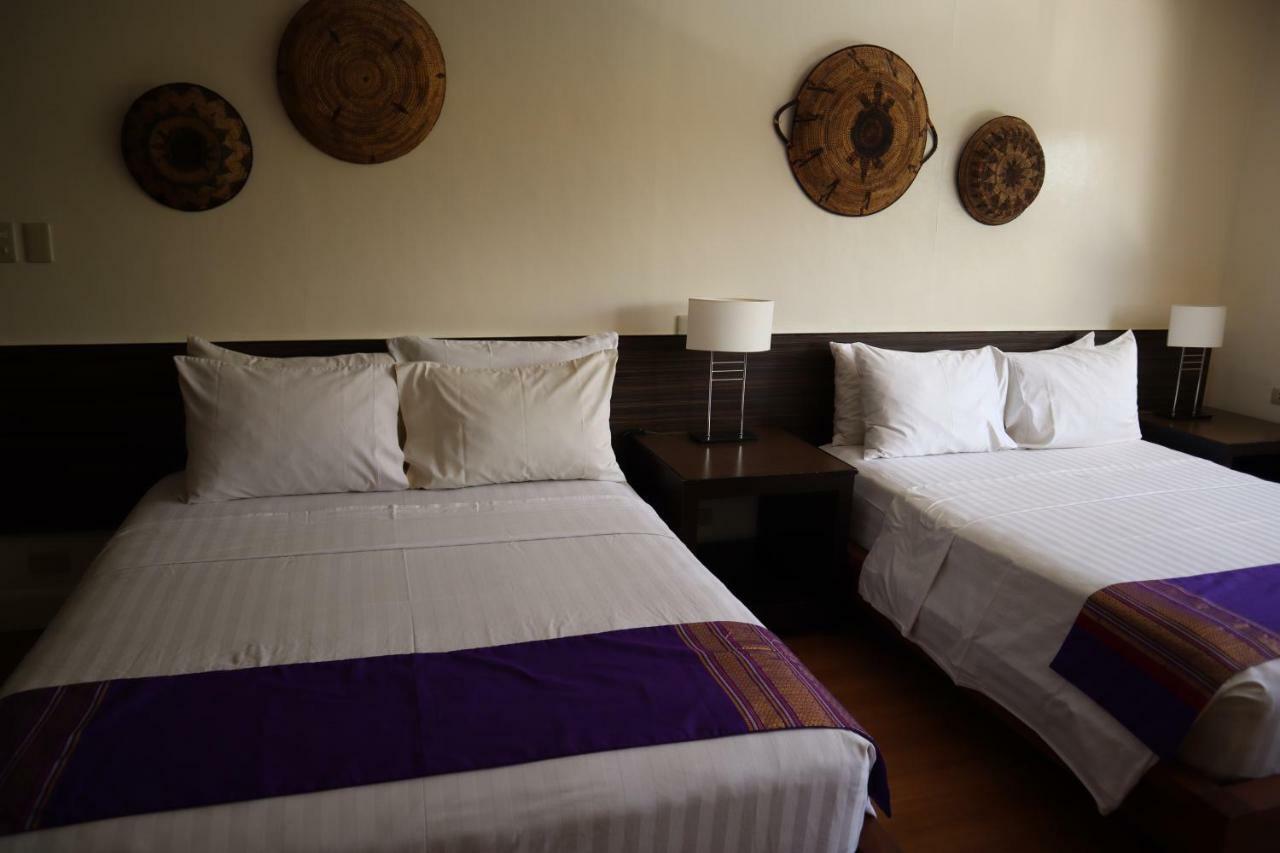 Domicilio Lorenzo Davao City Esterno foto