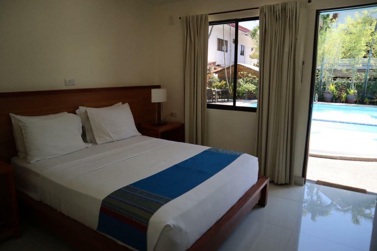Domicilio Lorenzo Davao City Esterno foto