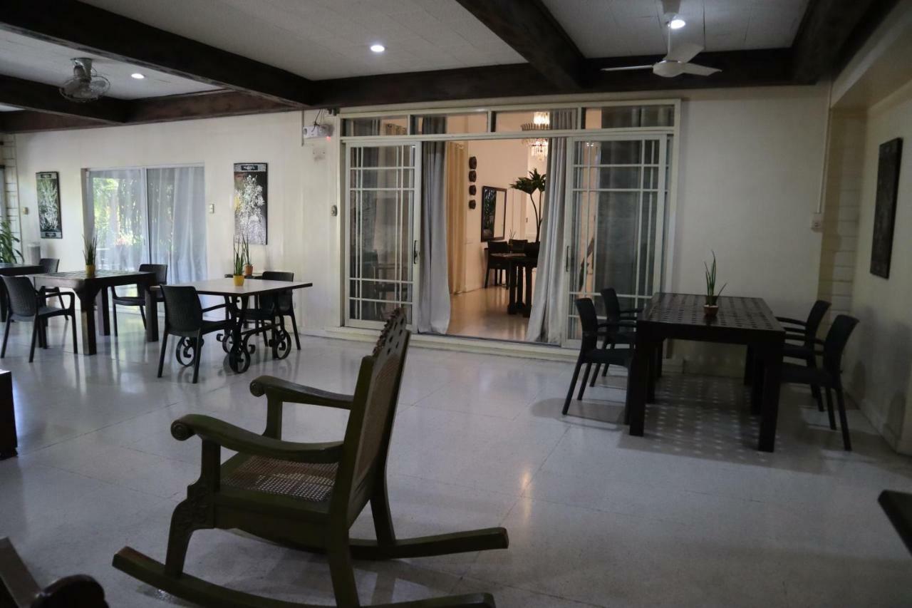 Domicilio Lorenzo Davao City Esterno foto