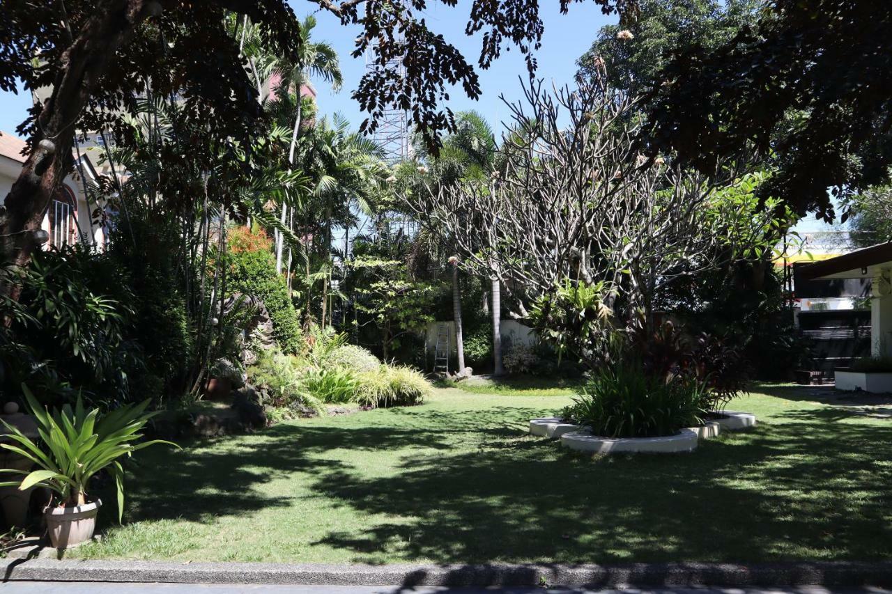 Domicilio Lorenzo Davao City Esterno foto