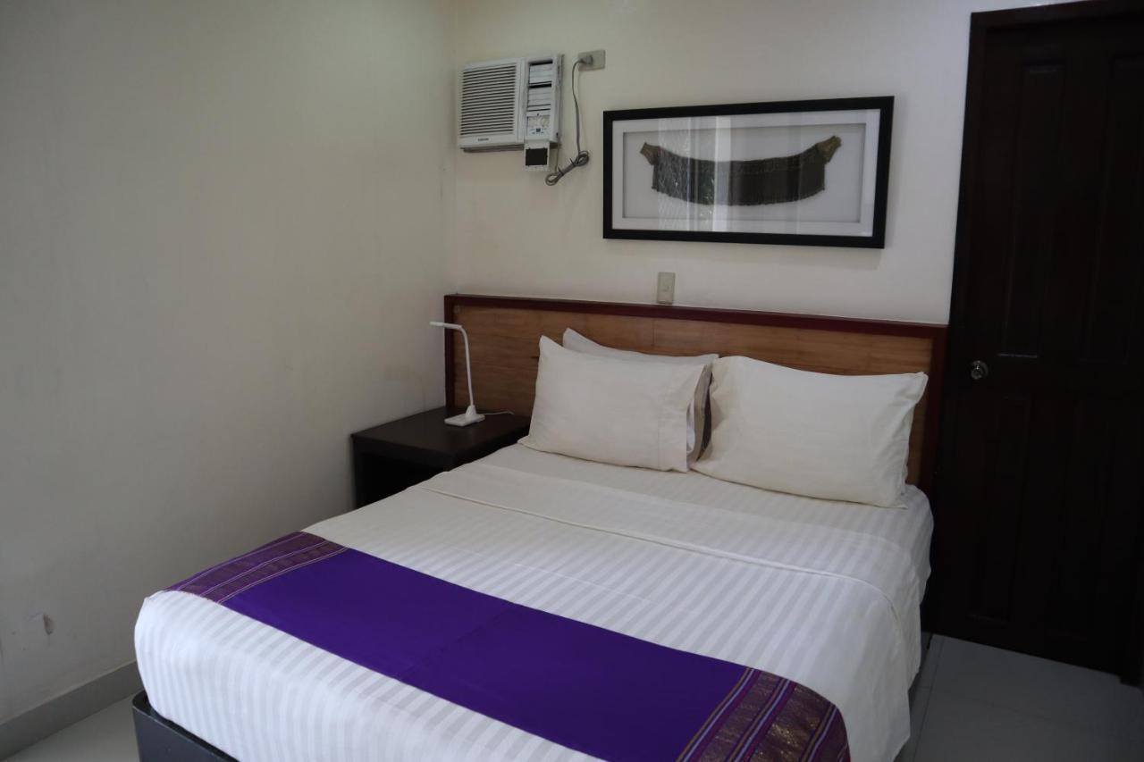 Domicilio Lorenzo Davao City Esterno foto
