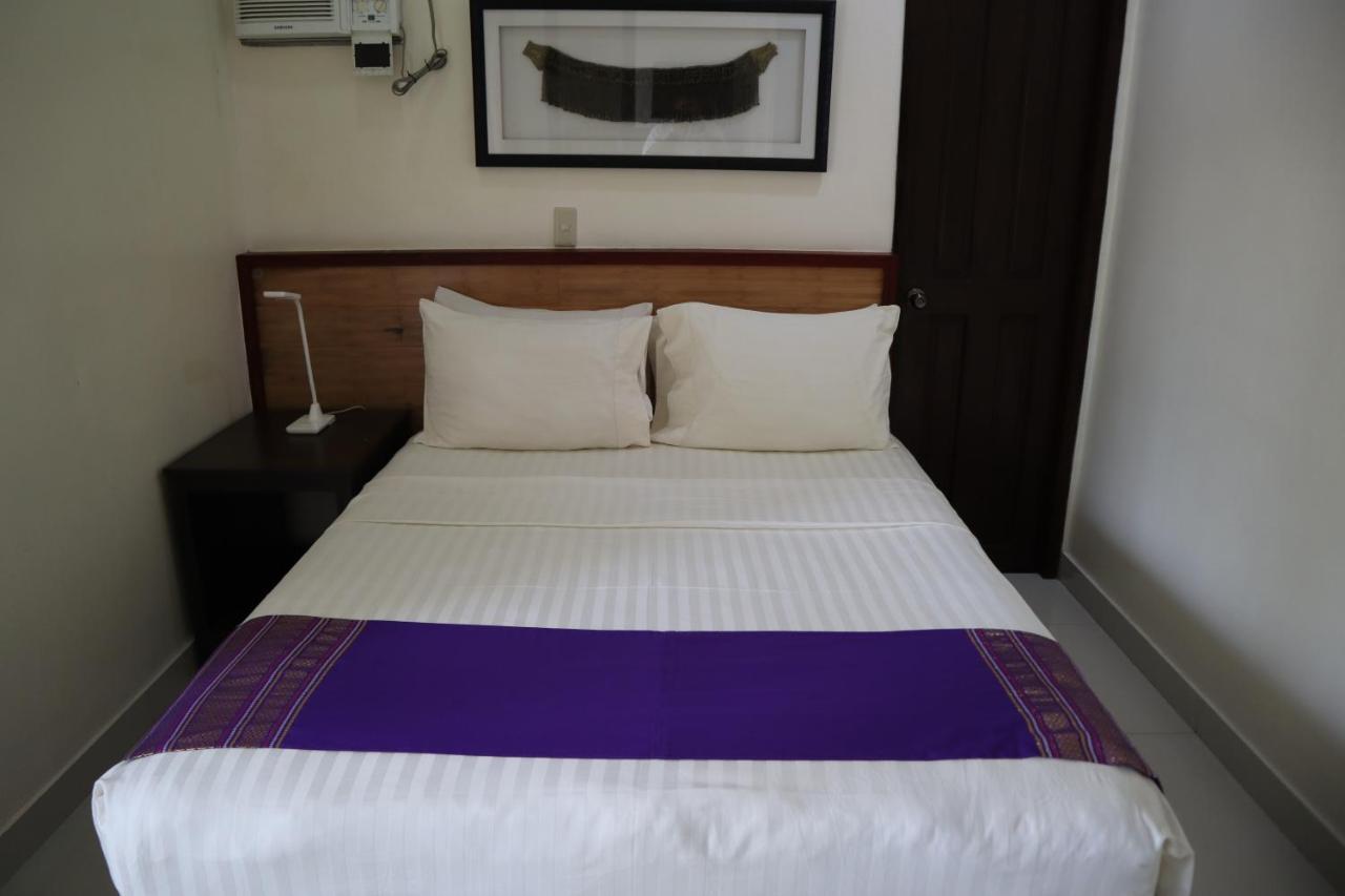 Domicilio Lorenzo Davao City Esterno foto